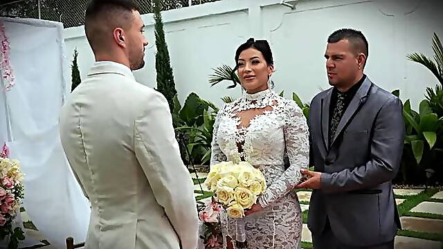 Martixs Wedding Chapter I - Mariana has Risky Sex with Her Father-in-law bef...