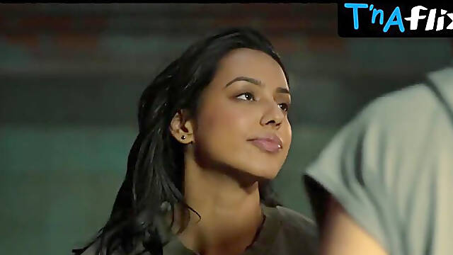 Aditi Shetty Breasts, Underwear Scene in Rana Naidu