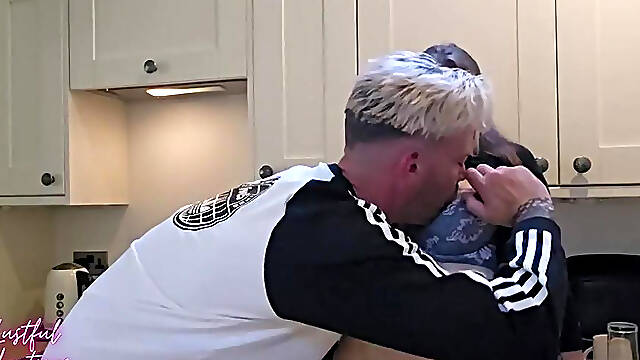 Amateur Cheating MILF Next Door Gets Creampie And Squirt