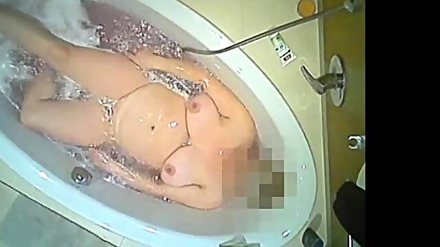 Me spying on my Bbw mom in bath