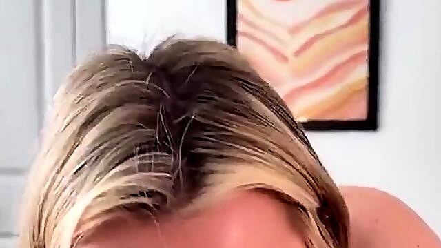 Marie Dee Gives A Morning Blowjob For Her Man