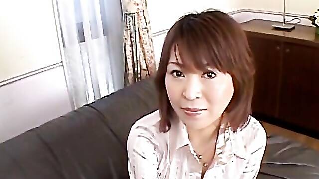 Lenceria Negra Milf, Japonesa Con Vibrador