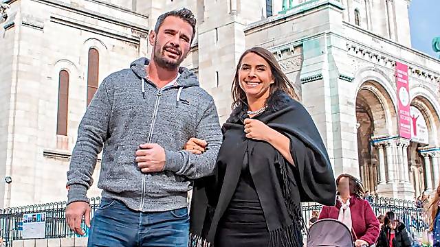 Anal Sur Le Lit, Emorme Seins Anal, Gros Penis Anal