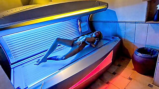 Hypnotic slag at cum on pussy sex