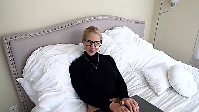 Helped my big boobs MILF stepmom cum by fucking her