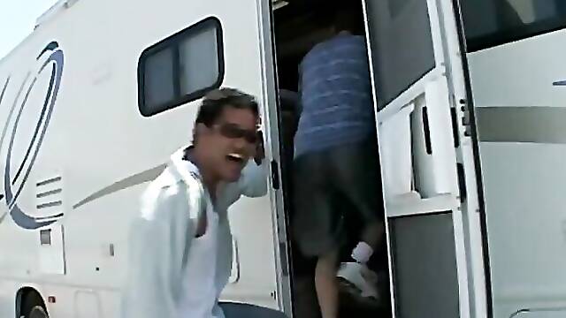 Sexo En El Autobus, Follada En Bus