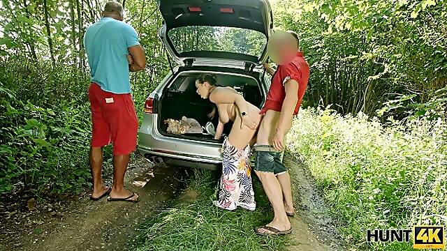 Le Follan A Su Mujer, Por Dinero Esposa, Milf Checa Dinero