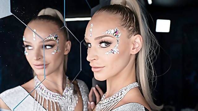 Vaquera Inversa Anal, Sexo En La Cama Con Milf