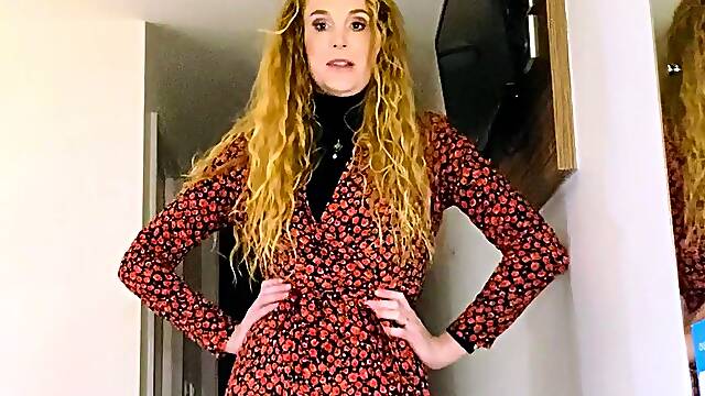 Blonde emo amateur solo masturbation