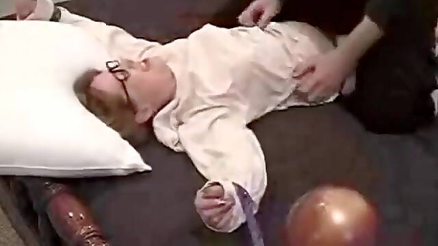 Abuela Muy Caliente, Follando Con La Abuela