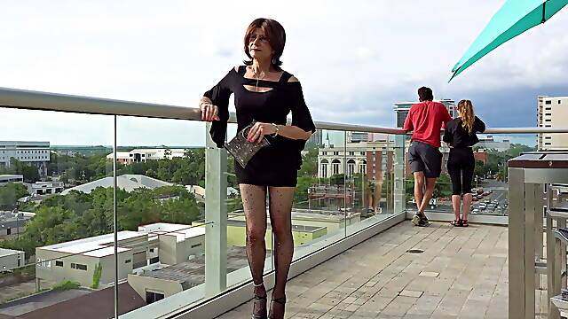 Transexuelle Et Mature, Shemale Avec Mature