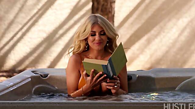 Nuevo Vecino, Tetas Caidas Solo