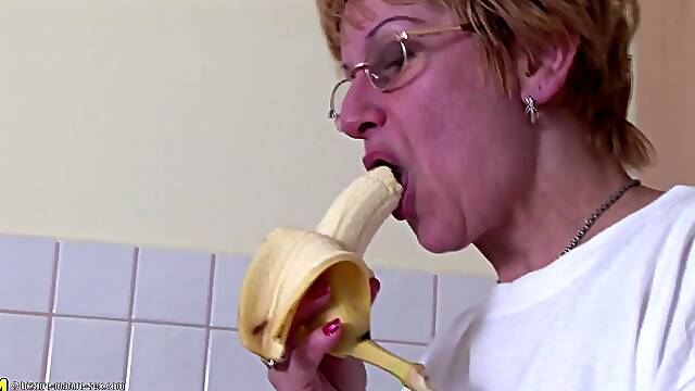 Sexo Entre Viejos, Ancianas Peludas, Abuelas Muy Peludas