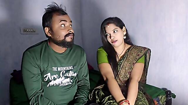 Amateur Indian with a great figure is making a sex tape
