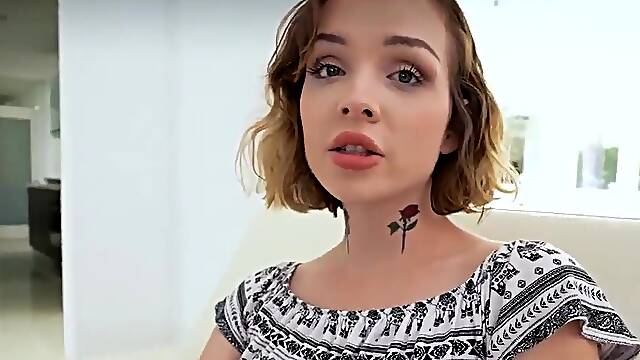 Alluring teen wears hair bows while getting her cunt banged