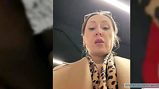 Real woman masturbating live. Get Pleasure From Online cam to cam chat now