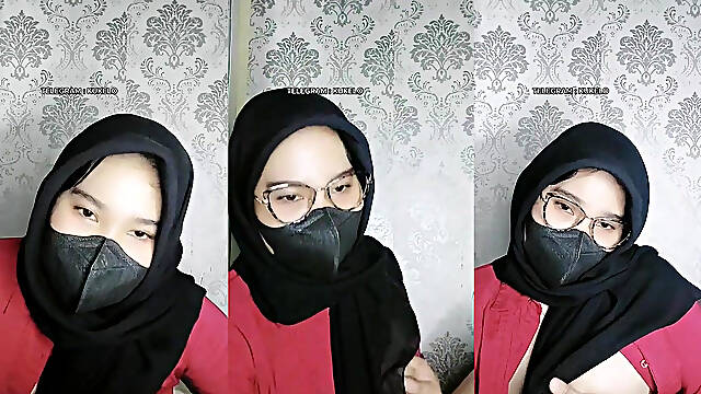 Santuy Playing Anu Lunna Hijabers Binal(2K) - Homemade