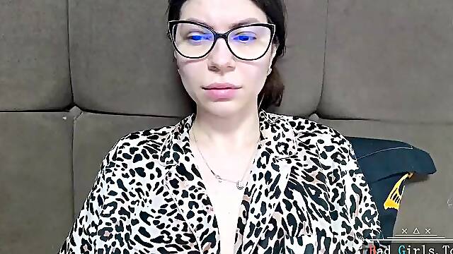 Perfect and amazing natural huge boobs milf show