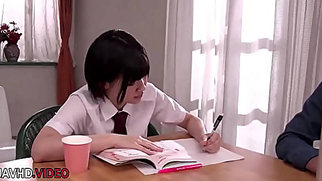 Seductive Japanese star delivers passionate oral before steamy action