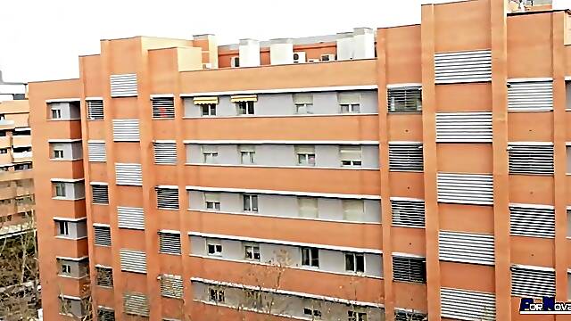 Lina Jones In Increible Mamada En El Balcon Con Aplausos De Los Vecinnos Incluidos De Nuestra Amiga