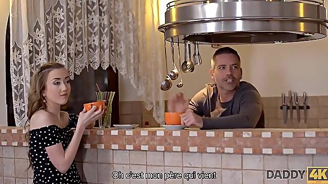 Le N Du Beau-pere Reussit, Alors La Fille Accepte Davoir Des Relations Sexuelles