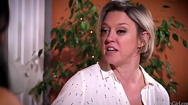 Lesbianas Strapon Bdsm, Lesbianas Dominación Femenina