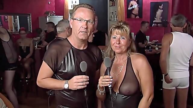 Whatb╢s It Like In A Swingers Club
