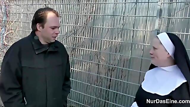 Man seduce nun