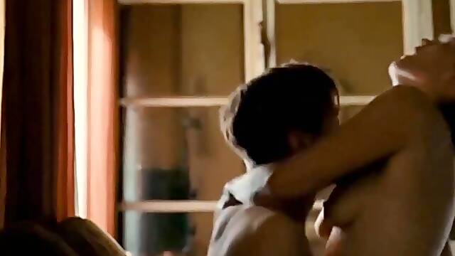 Enf Célébrité, Cougar Amoureuse, Celebrite Sex Scene Compilation