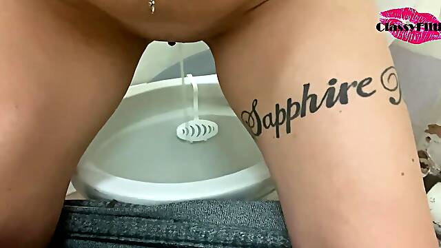 Close Up Pussy Pissing Compilation - Classy Filth