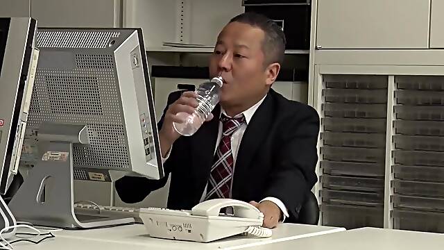 無ケリラ豪雨のせいて 玲奈 1