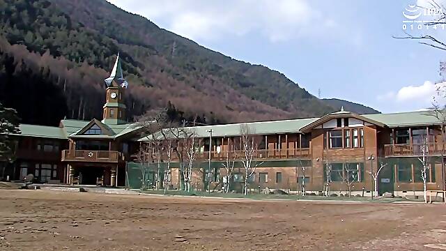 Yuko Shiraki And Shiraki Yuuko In [iqqq-036] Married Teacher Gets 10 Times Wetter In A Climax Class Where She Cannot Make A Sound