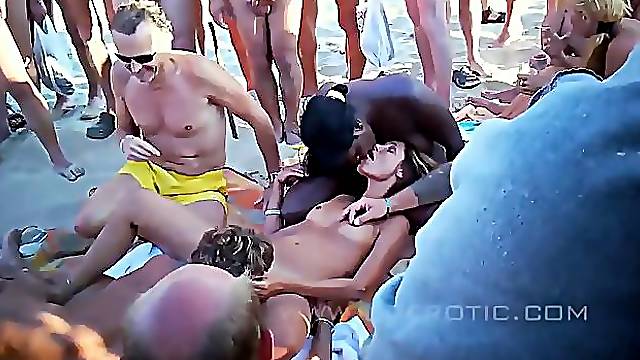 Playa Grupo, Maduras Amateur Grupo