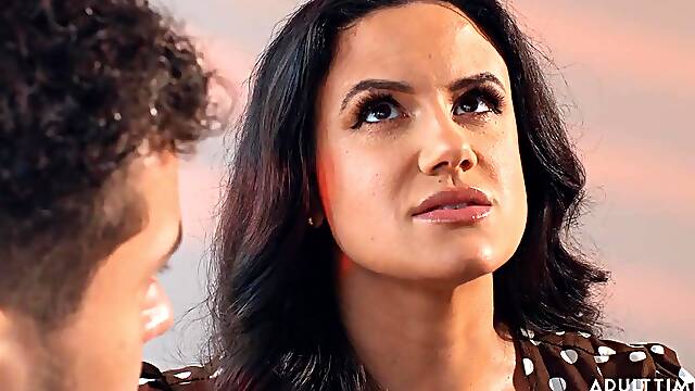 Faux Gros Seins, Fake Réalité, Gros Seins Faux