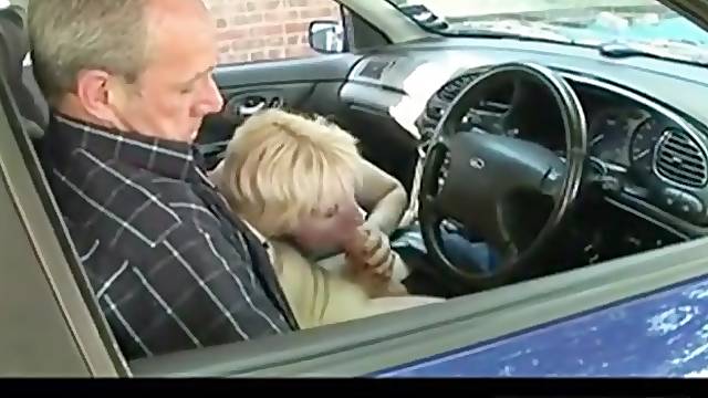 Dogging  swinger wife shared her body at strangers