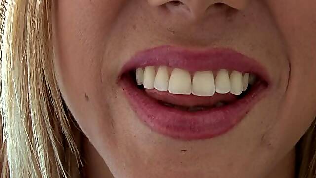 Sexy blond Sophie Crus has sweetest lips ever to suck