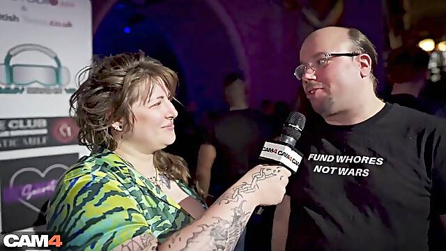 Festa Con Mamma, Mom Cazzo Grosso