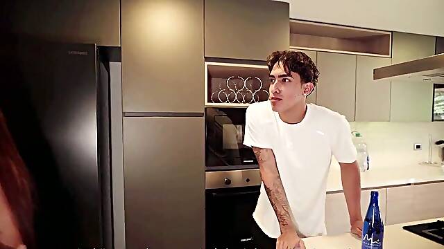 My girlfriends mother Id like to fuck aunt makes me an suggest I cant refuse