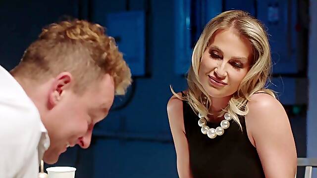 MILFY Seductive Mob Wife Andi Toys With Youthful Detective