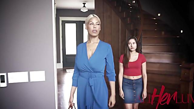 Milf Pequeñas, Pornostar Españolas, Bridgette B Lesbiana