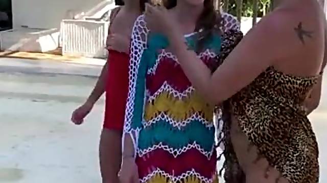 Culiza Lesbiana, Lesbianas Francesas Trio, Papas Niñas, Sexo En Ibiza