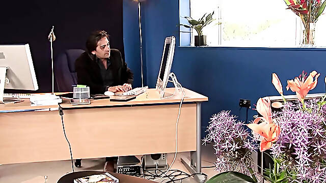 Secretary gets her snatch licked and screwed by her boss