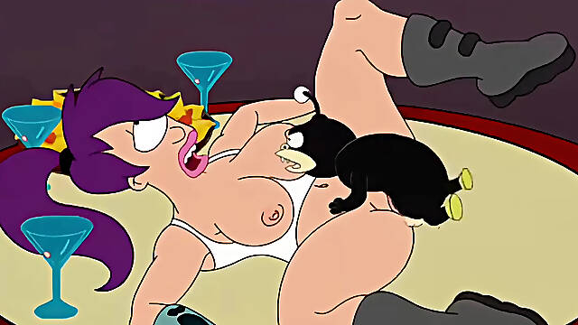 Leela -Hip Join Club ( Toon Porn Parody )