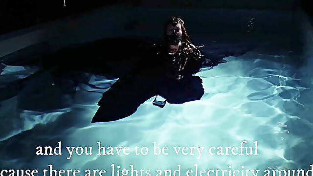Underwater shooting - full backstage