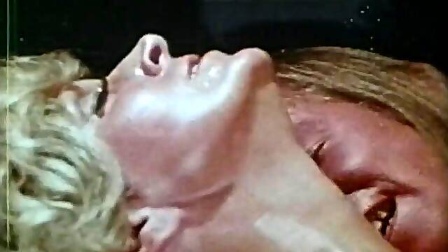 Stephanie Poilue, Candy Samples Enculée, Vintage Maman Poilue