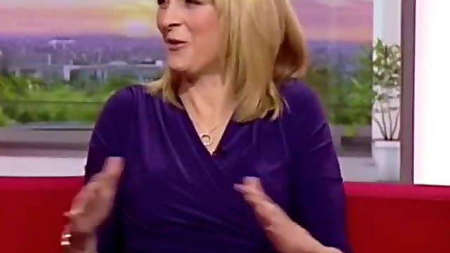 Louise Minchin Leggy Short Skirt Sheer Tights