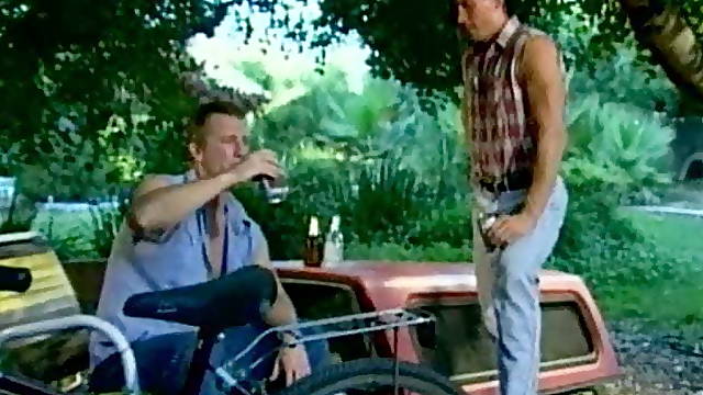 Woman gets banged outdoors buy Hillbillies