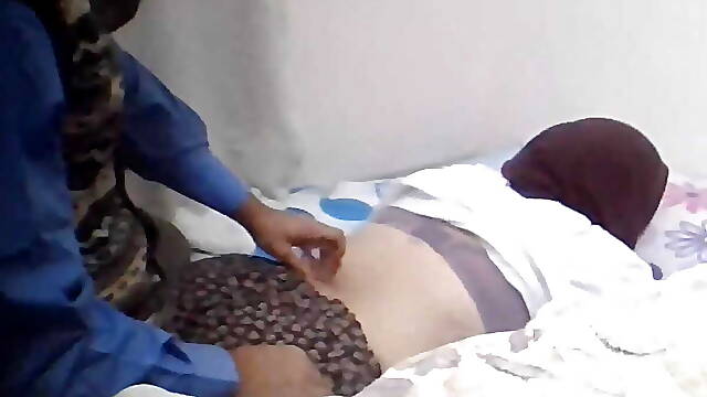 The bearded teacher fucks the Arab woman Turkish porn