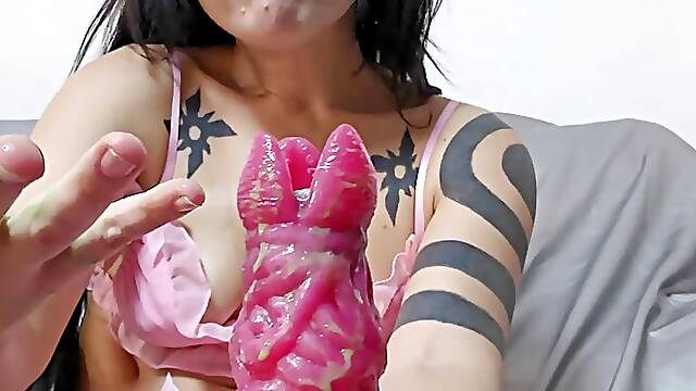 Embarazadas Aficionadas, Dildos Largos