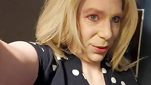 Sexy Secretary Spurts!